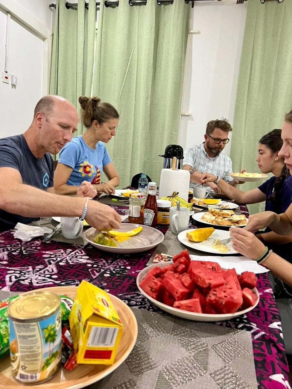 טמלה Tree House Hostel מראה חיצוני תמונה