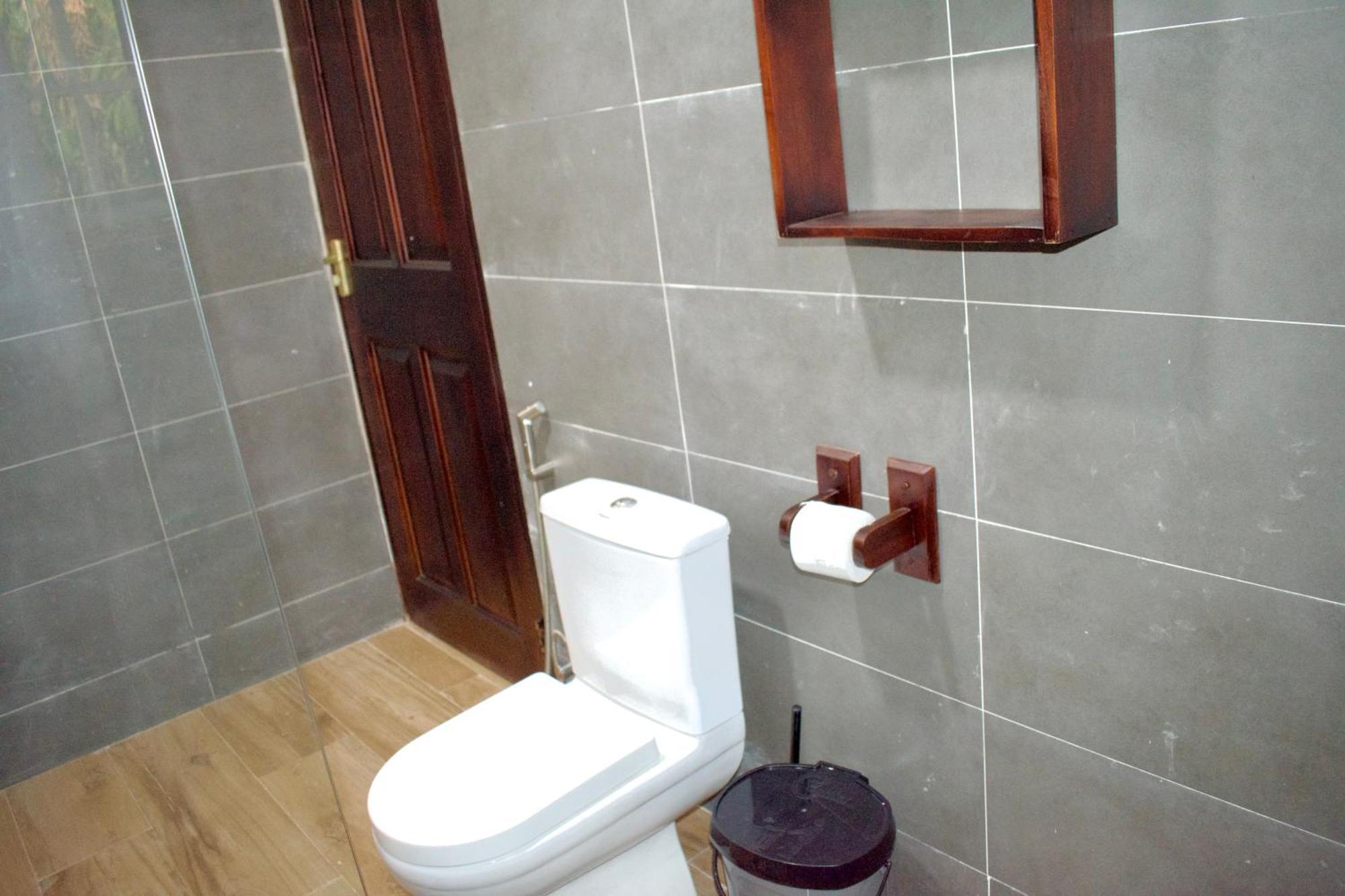 טמלה Tree House Hostel מראה חיצוני תמונה